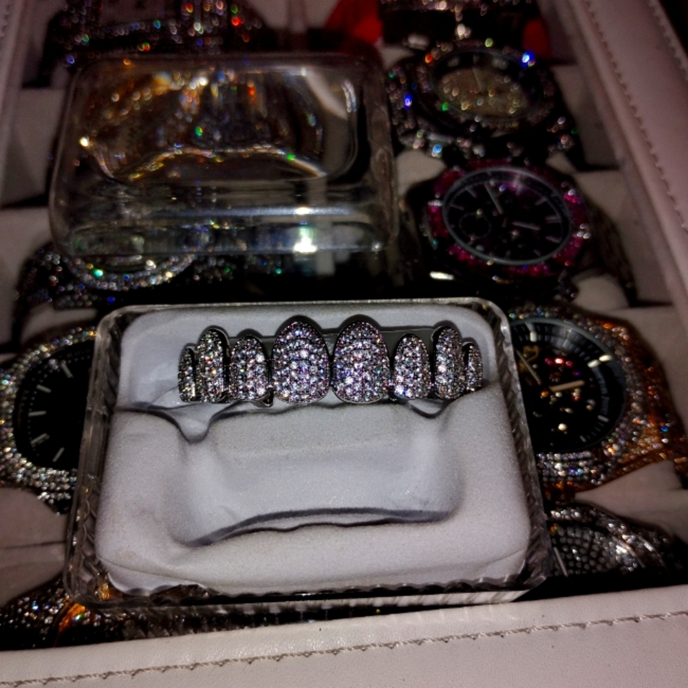 Moissanite Top Grill